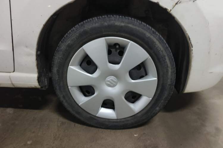 Used Suzuki Alto 2009 1.0L Manual Comfort Edition Right Front Wheel Hub