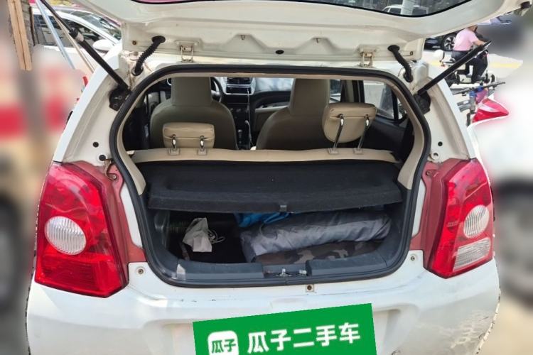 Used Suzuki Alto 2009 1.0L Automatic Luxury Version Trunk