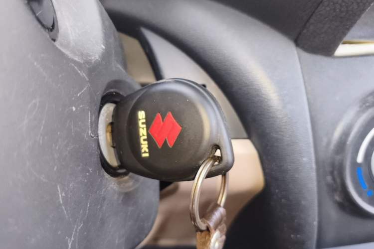 Used Suzuki Alto 2009 1.0L Automatic Luxury Version Vehicle Key