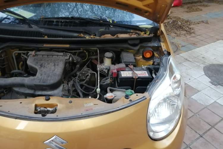 Used Suzuki Alto 2009 1.0L Automatic Luxury Version Engine Bay Left