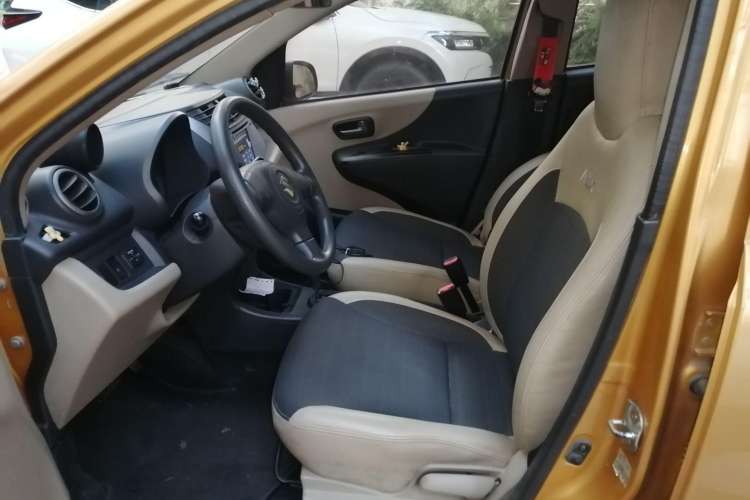 Used Suzuki Alto 2009 1.0L Automatic Luxury Version Left Front Seat