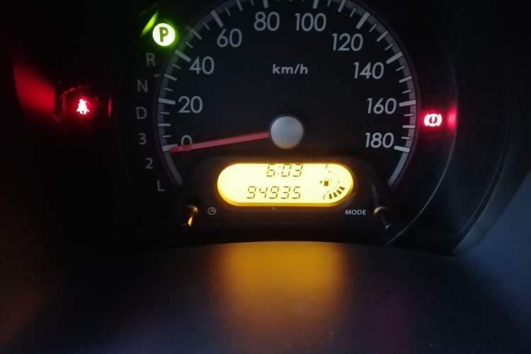 Used Suzuki Alto 2009 1.0L Automatic Luxury Version Odometer Close Up