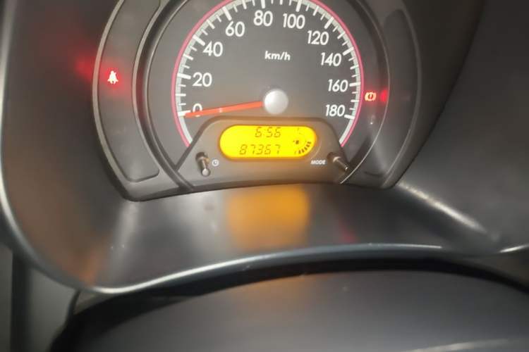 Used Suzuki Alto 2009 1.0L Manual Deluxe Edition Odometer Close Up