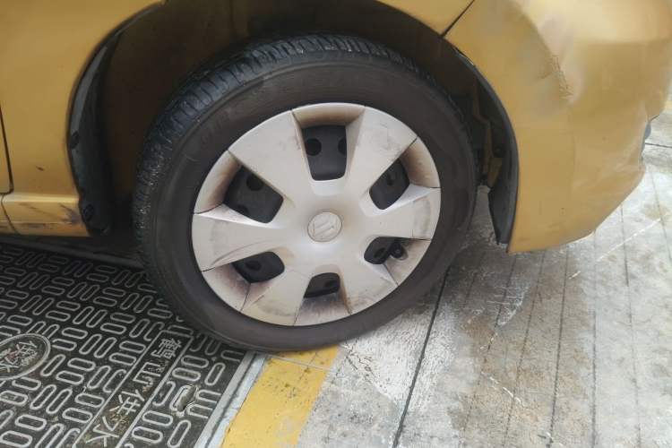 Used Suzuki Alto 2009 1.0L Manual Comfort Edition Right Front Wheel Hub