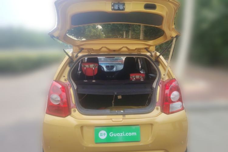 Used Suzuki Alto 2009 1.0L Automatic Luxury Version Trunk