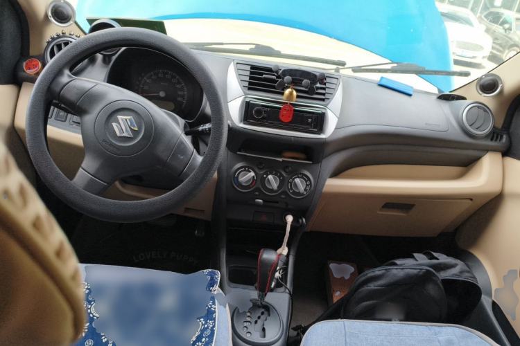 Used Suzuki Alto 2010 1.0L Automatic Cool Edition Center Console
