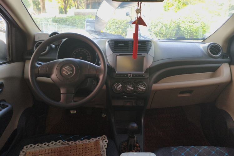Used Suzuki Alto 2010 1.0L Manual Cool Edition Center Console