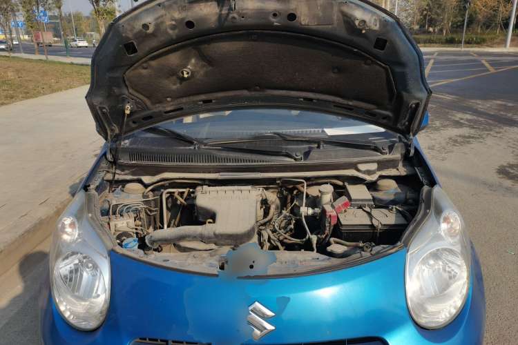 Used Suzuki Alto 2010 1.0L Manual Cool Edition Engine Bay