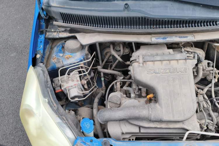 Used Suzuki Alto 2010 1.0L Automatic Cool Edition Engine Bay Right