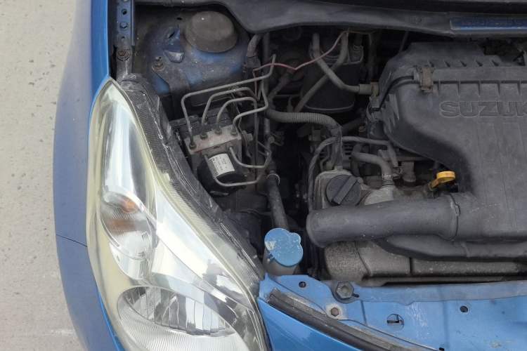 Used Suzuki Alto 2010 1.0L Automatic Cool Edition Engine Bay Right