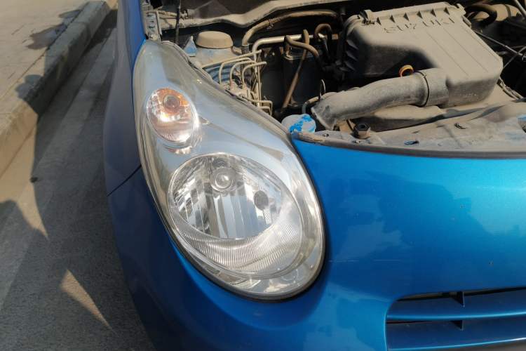 Used Suzuki Alto 2010 1.0L Manual Cool Edition Right Front Headlight