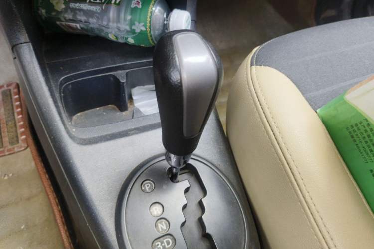 Used Suzuki Alto 2010 1.0L Automatic Cool Edition Gear Lever