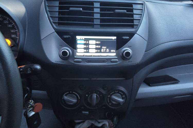 Used Suzuki Alto 2010 1.0L Manual Cool Edition Audio And AC Panel
