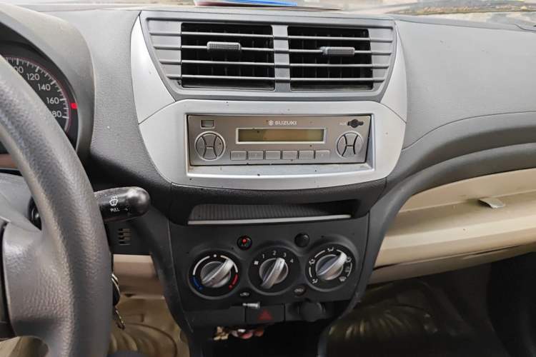 Used Suzuki Alto 2010 1.0L Manual Cool Edition Audio And AC Panel