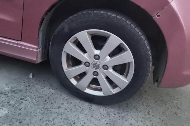 Used Suzuki Alto 2010 1.0L Manual Cool Edition Right Front Wheel Hub