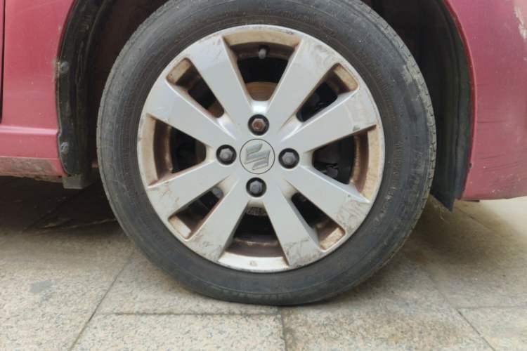 Used Suzuki Alto 2010 1.0L Automatic Cool Edition Right Front Wheel Hub