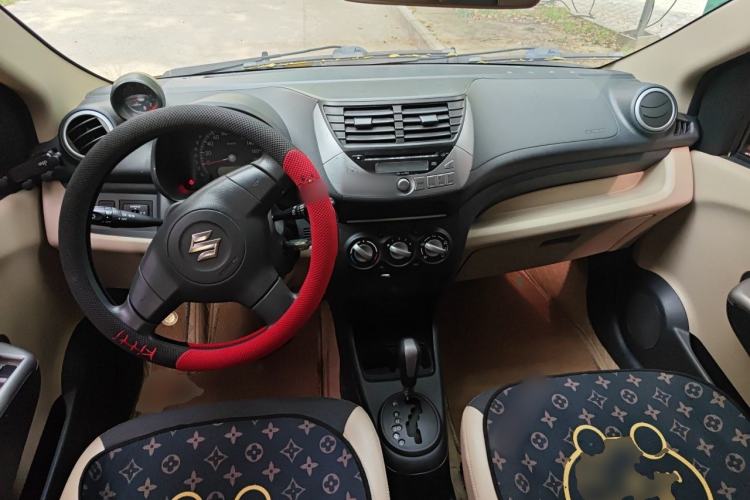 Used Suzuki Alto 2010 1.0L Automatic Cool Edition Center Console