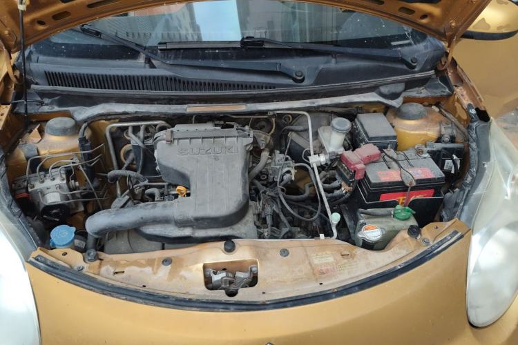 Used Suzuki Alto 2010 1.0L Automatic Cool Edition Engine Bay