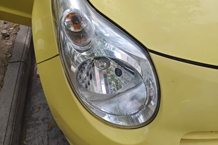 Used Suzuki Alto 2010 1.0L Automatic Cool Edition Right Front Headlight