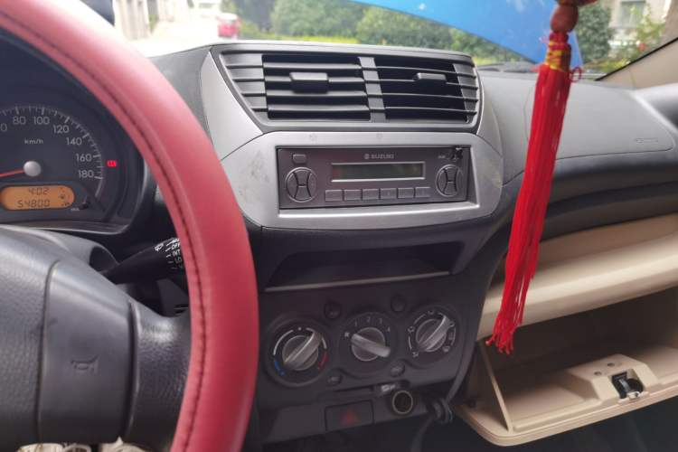 Used Suzuki Alto 2012 1.0L Manual Utility Version Audio And AC Panel
