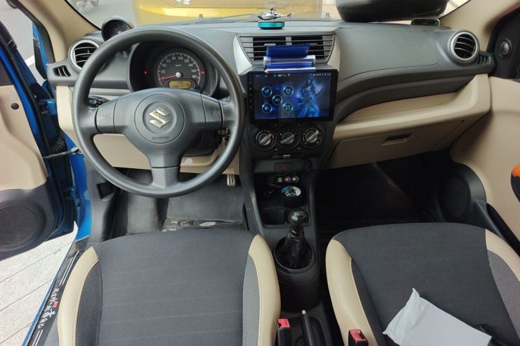 Used Suzuki Alto 2012 1.0L Manual Utility Version Center Console