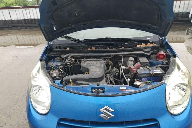 Used Suzuki Alto 2012 1.0L Manual Utility Version Engine Bay Right