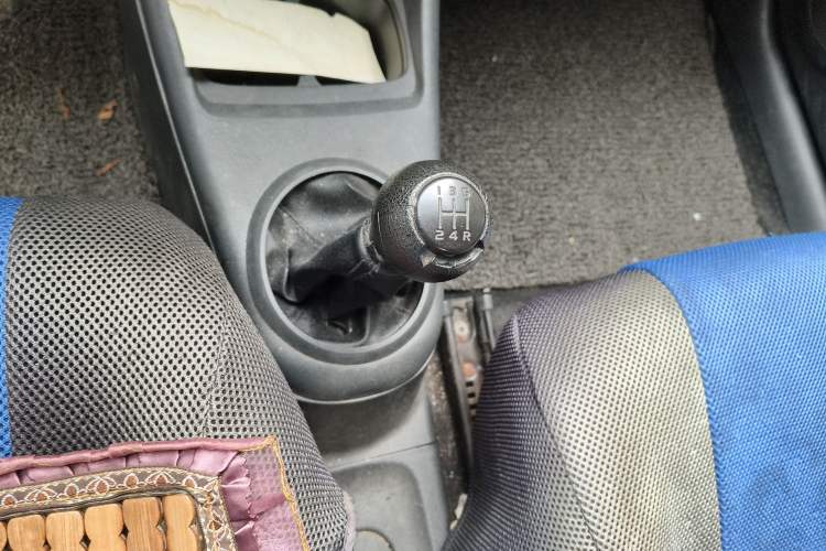 Used Suzuki Alto 2012 1.0L Manual Utility Version Gear Lever