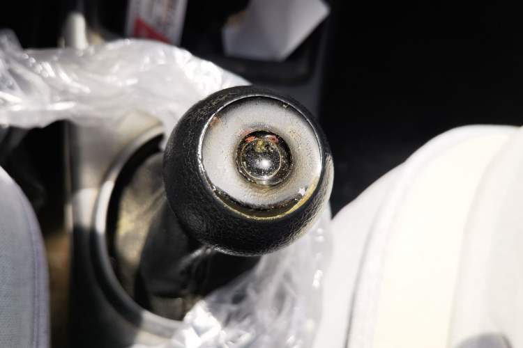Used Suzuki Alto 2012 1.0L Manual Utility Version Gear Lever