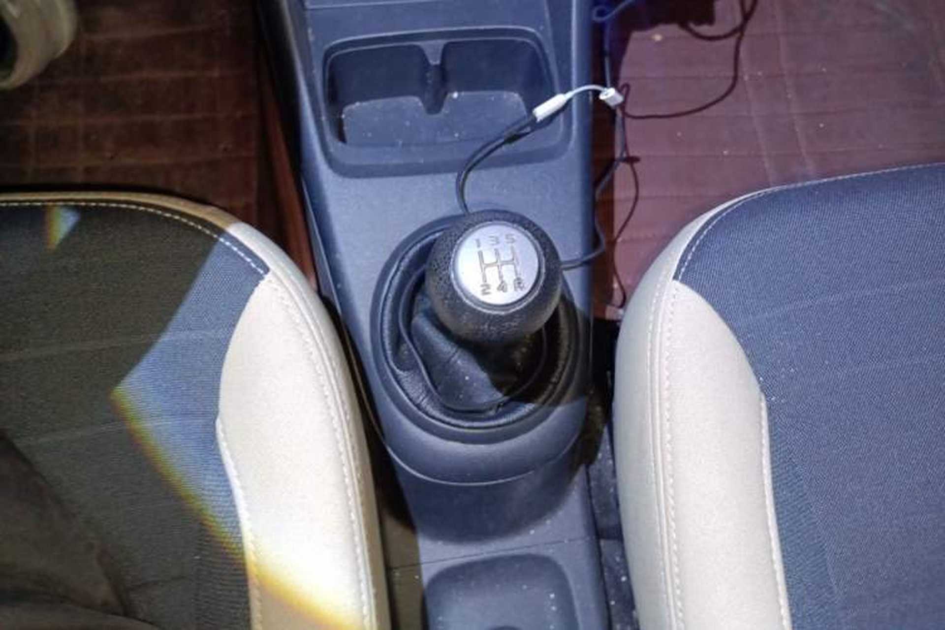 Used Suzuki Alto 2012 1.0L Manual Utility Version Gear Lever