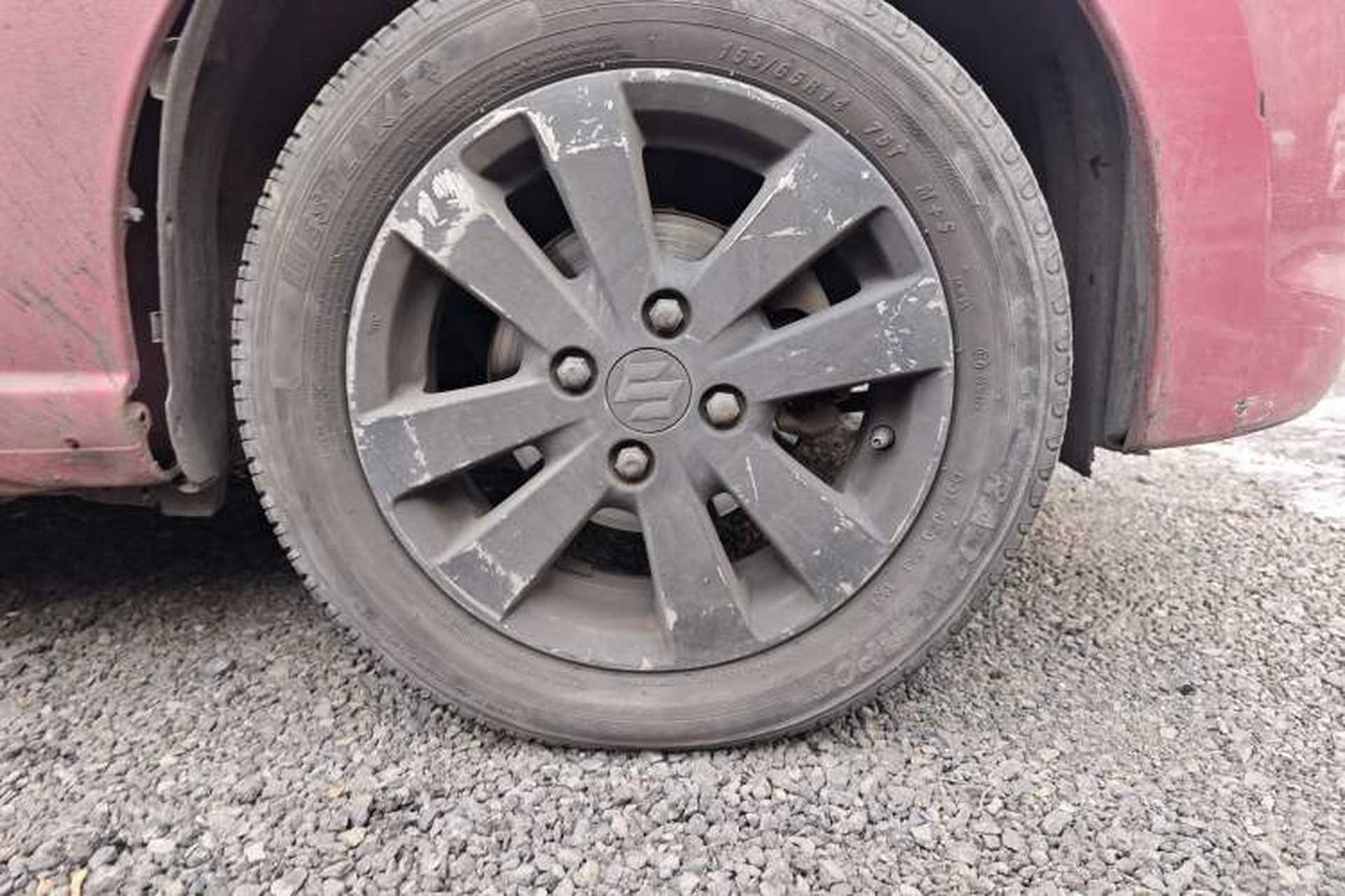 Used Suzuki Alto 2012 1.0L Manual Utility Version Right Front Wheel Hub