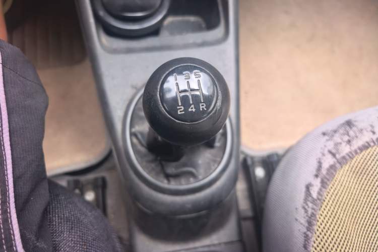 Used Suzuki Alto 2012 1.0L Manual Utility Version Gear Lever