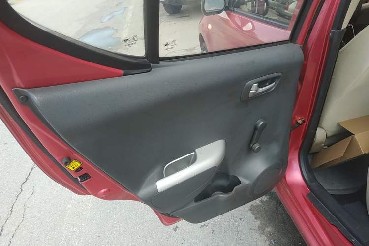 Used Suzuki Alto 2012 1.0L Manual Utility Version Interior 8