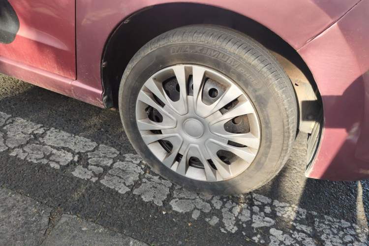 Used Suzuki Alto 2012 1.0L Manual Utility Version Right Front Wheel Hub
