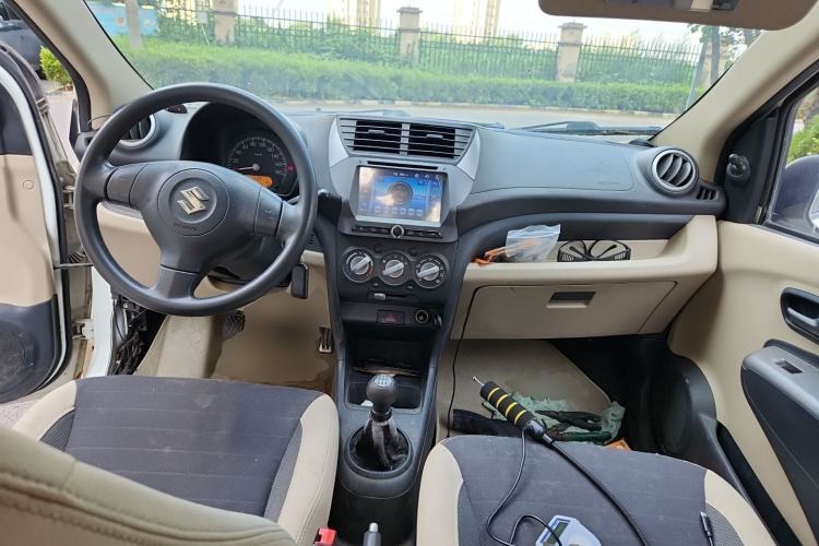 Used Suzuki Alto 2012 1.0L Manual Utility Version Center Console