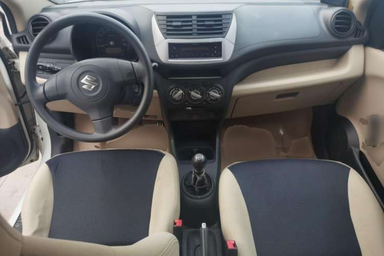Used Suzuki Alto 2012 1.0L Manual Utility Version Center Console