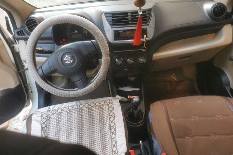Used Suzuki Alto 2012 1.0L Manual Utility Version Center Console