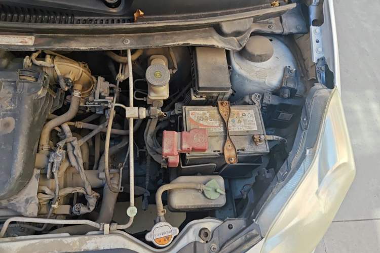 Used Suzuki Alto 2012 1.0L Manual Utility Version Engine Bay Left