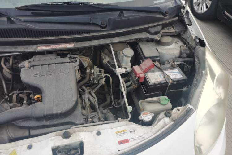 Used Suzuki Alto 2012 1.0L Manual Utility Version Engine Bay Left