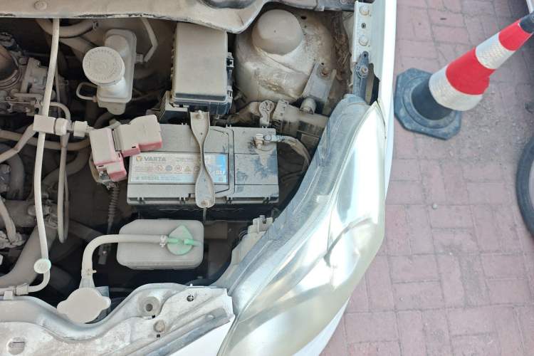 Used Suzuki Alto 2012 1.0L Manual Utility Version Engine Bay Left