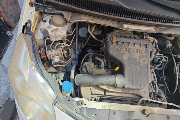 Used Suzuki Alto 2012 1.0L Manual Utility Version Engine Bay Right