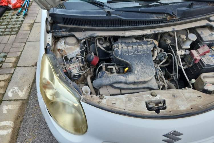 Used Suzuki Alto 2012 1.0L Manual Utility Version Engine Bay Right
