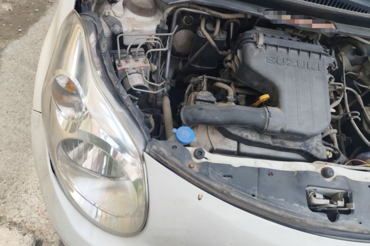 Used Suzuki Alto 2012 1.0L Manual Utility Version Engine Bay Right