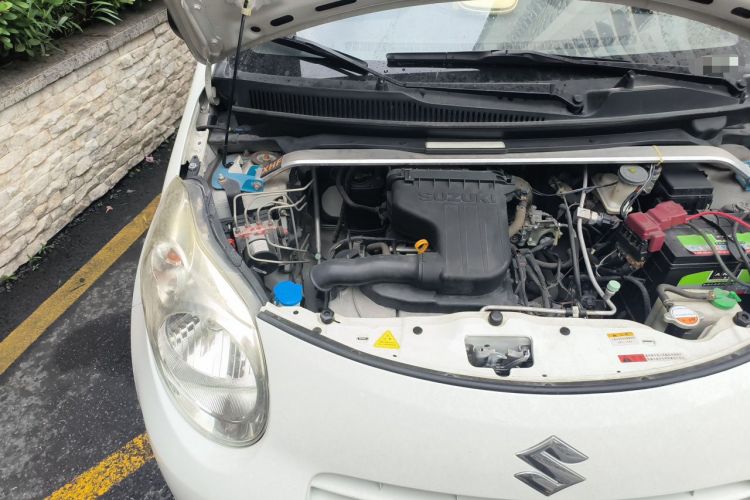 Used Suzuki Alto 2012 1.0L Manual Utility Version Engine Bay Right