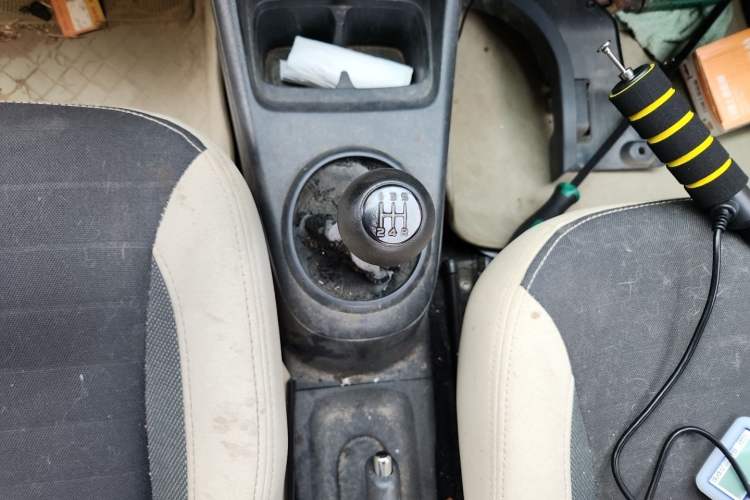 Used Suzuki Alto 2012 1.0L Manual Utility Version Gear Lever