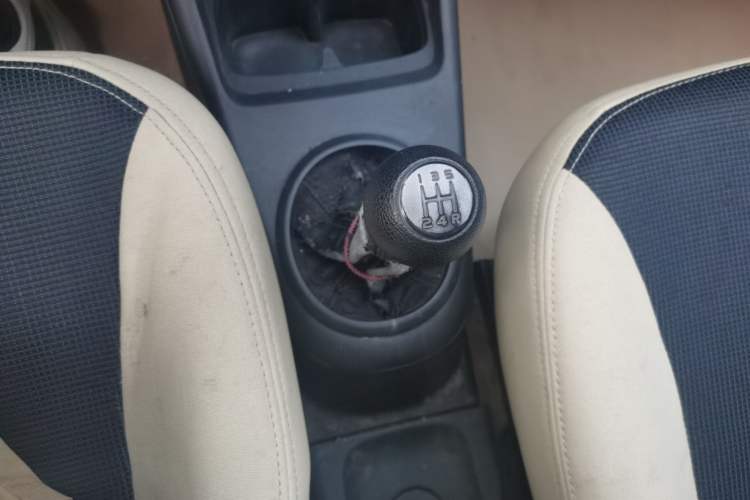 Used Suzuki Alto 2012 1.0L Manual Utility Version Gear Lever