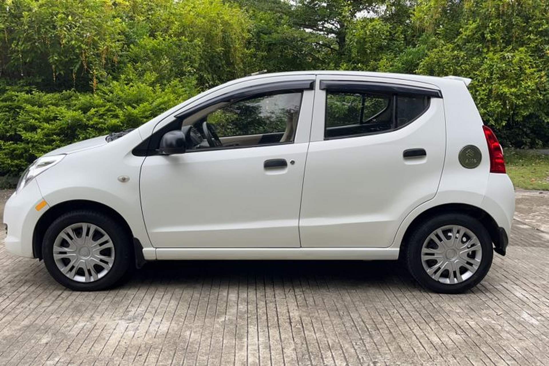 Used Suzuki Alto 2012 1.0L Manual Utility Version Left Side