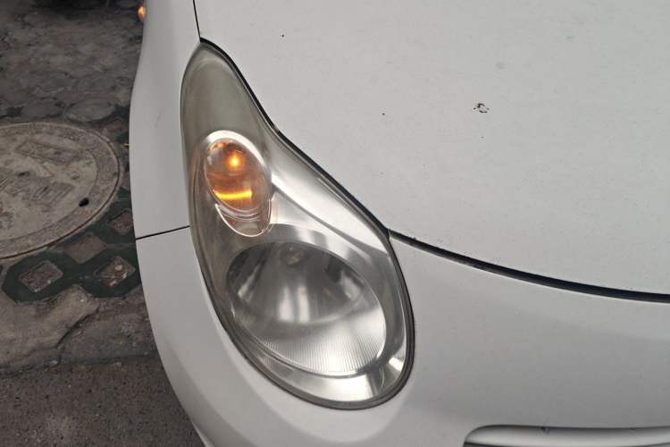 Used Suzuki Alto 2012 1.0L Manual Utility Version Right Front Headlight