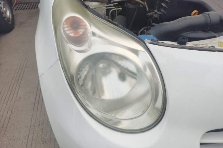 Used Suzuki Alto 2012 1.0L Manual Utility Version Right Front Headlight