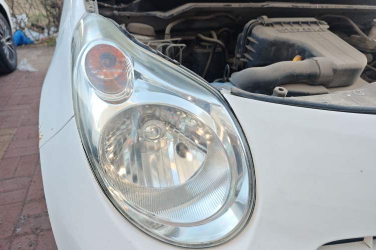 Used Suzuki Alto 2012 1.0L Manual Utility Version Right Front Headlight