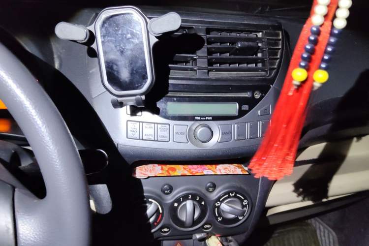 Used Suzuki Alto 2012 1.0L Manual Utility Version Audio And AC Panel